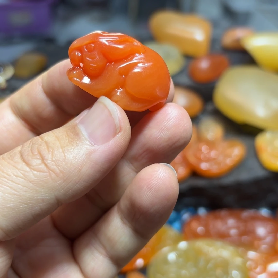 石英质玉挂件未镶嵌开**乐