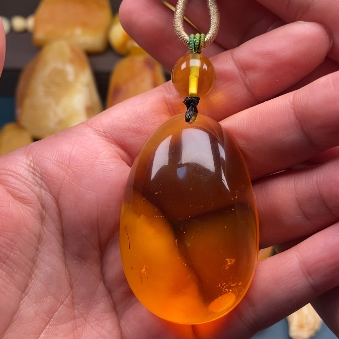 定制琥珀未镶嵌蜜蜡
