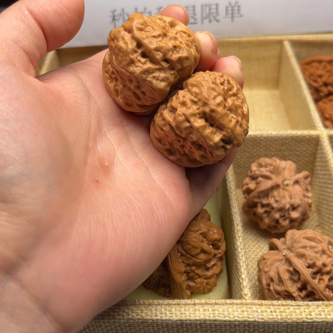 文玩核桃吊坠龖39蛤蟆头