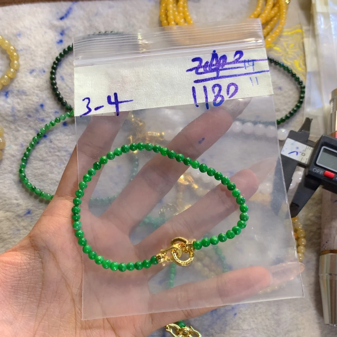 定制翡翠未镶嵌天然缅甸翡翠多样性