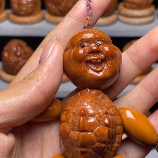 吊坠橄榄核龟仙人