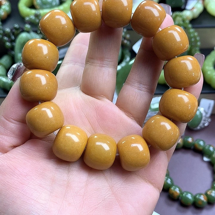 手串未镶嵌透闪石质玉