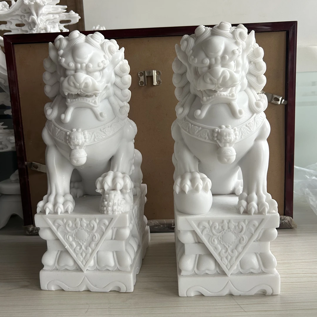 摆设汉白玉雕刻石雕石狮子工艺品中式办公桌摆件白瓷绣球狮子一对