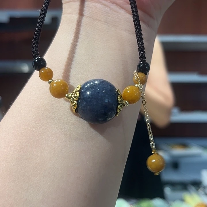 岫玉未镶嵌毛衣链