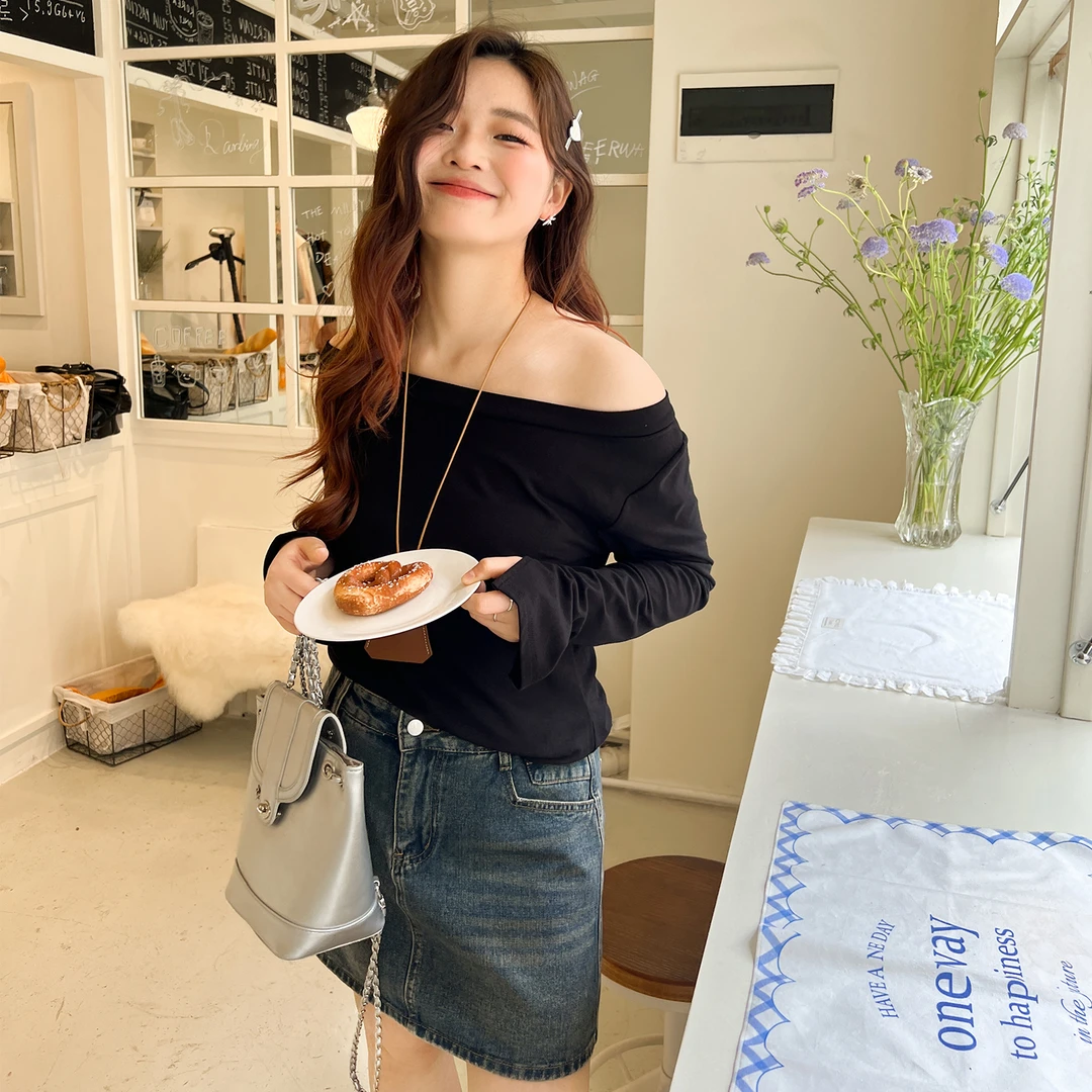 【春季新品】大码百分百时尚韩系修身性感打底衫一字肩长袖T恤0068