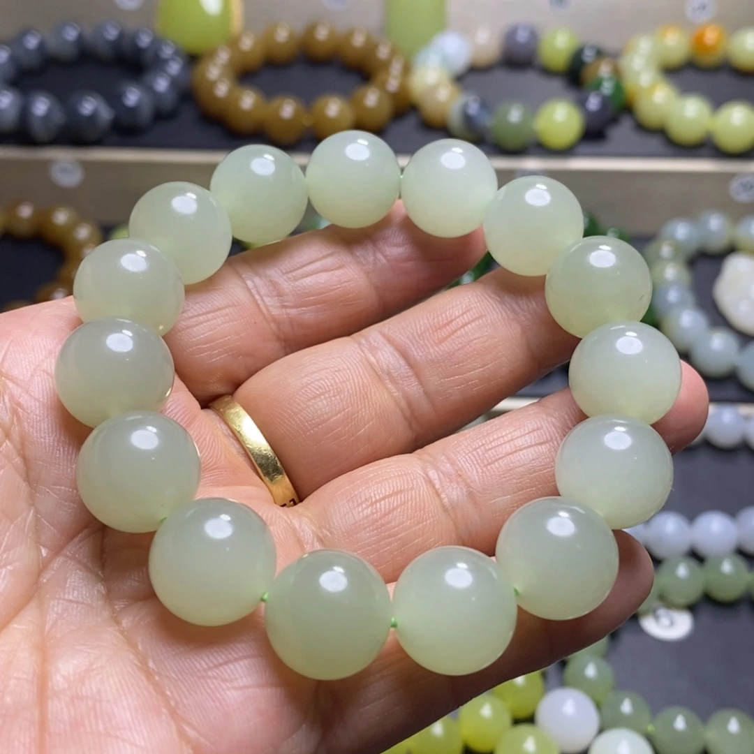 和田玉手串未镶嵌