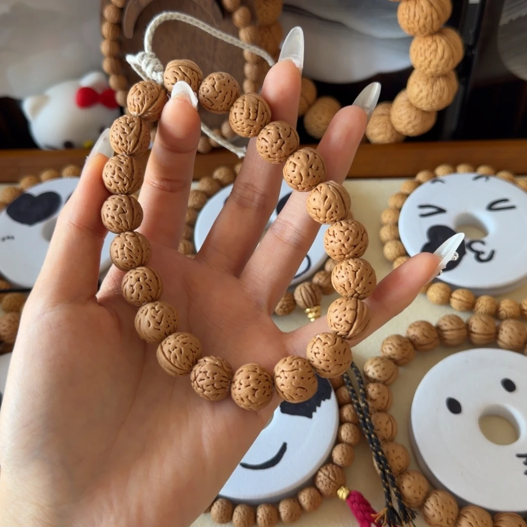 S***n野生肌肉纹小肥脐