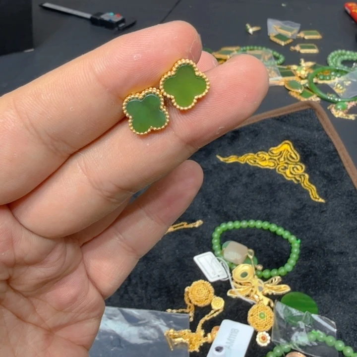 和田玉（碧玉）耳饰银S925镀金镶嵌