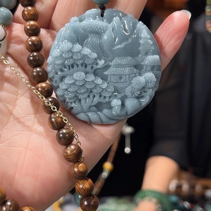 颈饰未镶嵌和田玉