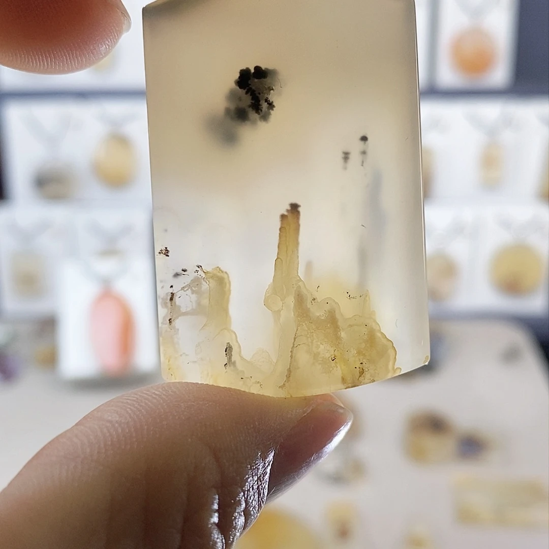 未镶嵌玛瑙/玉髓珠宝奇石