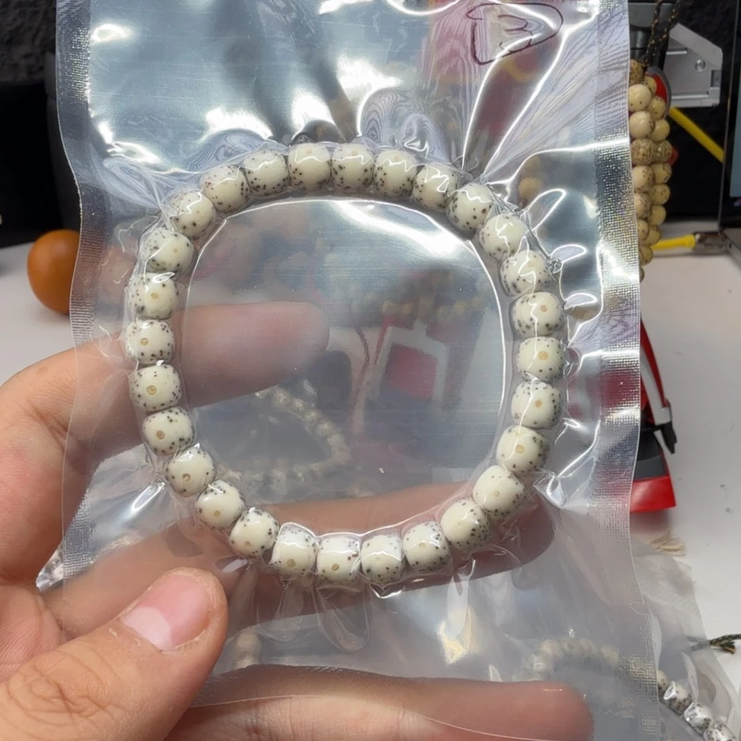 星月菩提手串通体8*7、3号