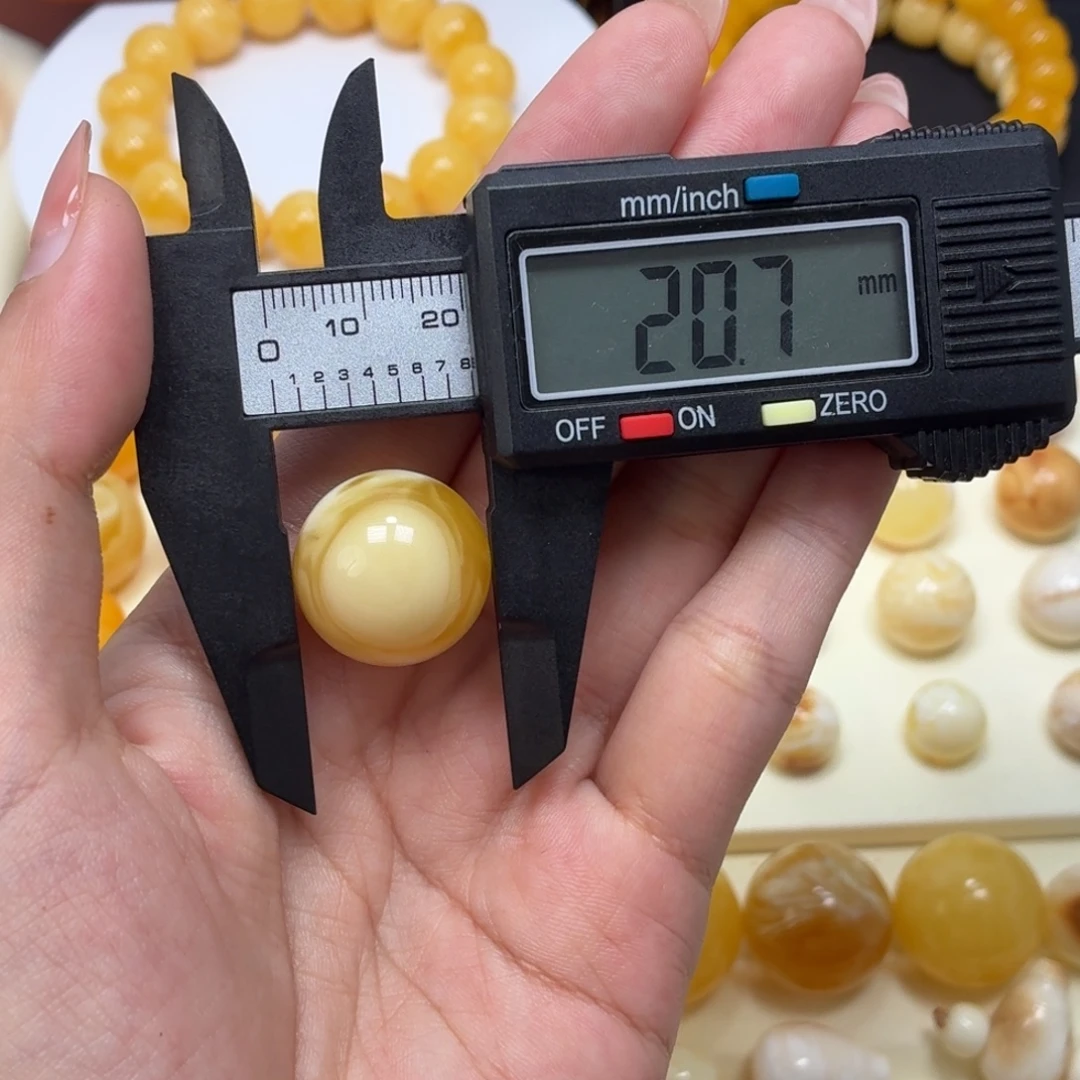 琥珀未镶嵌颈饰俄料浓蜡溶洞眼睛单珠20.7mm