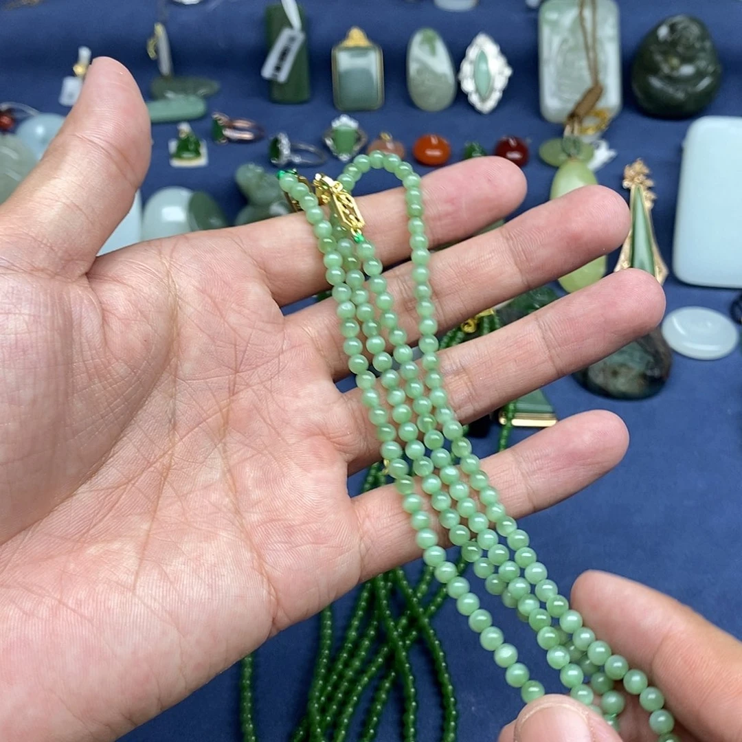 酥***苏未镶嵌手链和田玉