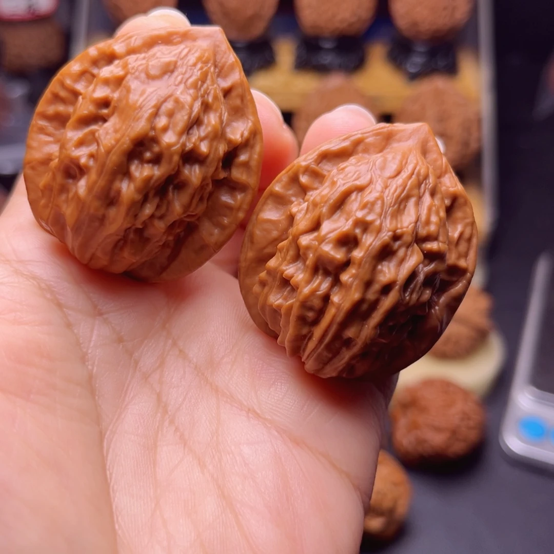 文玩核桃吊坠西北大红袍