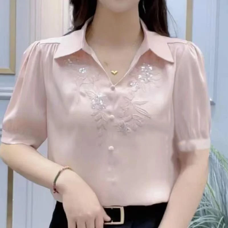 刺绣气质缎面女短袖女上衣百搭小衫夏季国风时尚通勤别致套头减龄