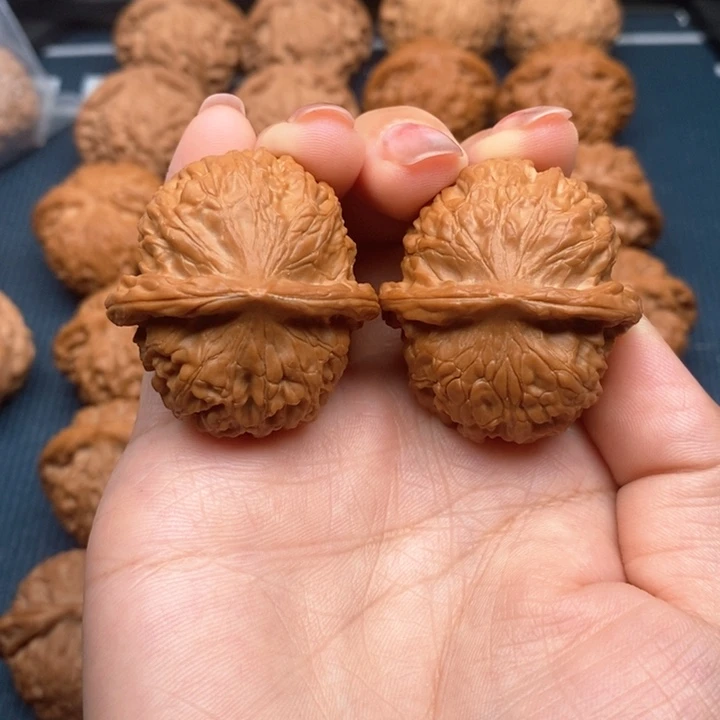 文玩核桃吊坠金锭元宝38.5