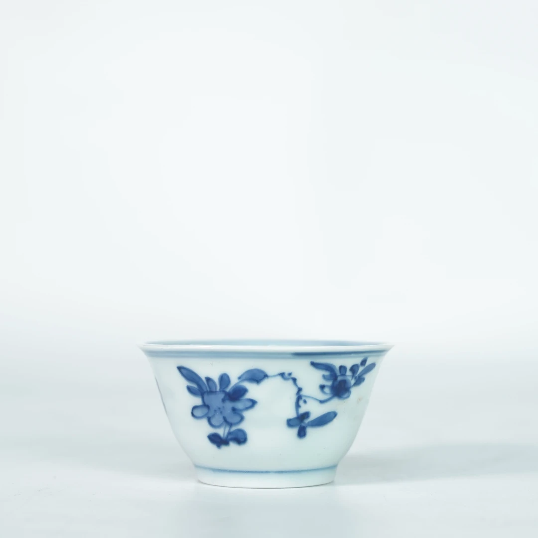 LABC251116011【十竹斋】清康熙折枝花卉青花茶圆