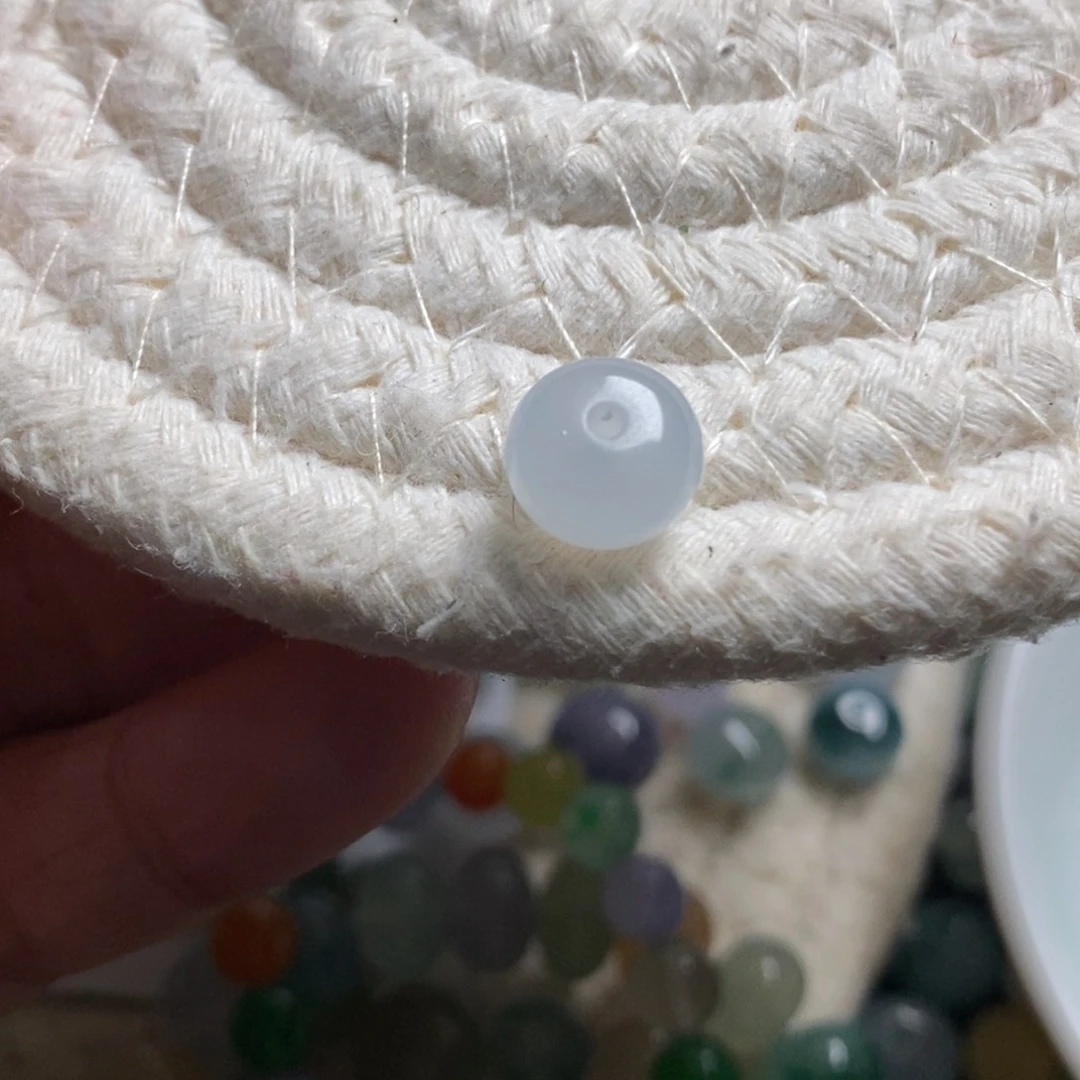翡翠散珠9.2×6.2天然翡翠A货散珠