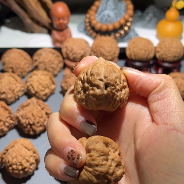 吊坠文玩核桃35尺古蝉