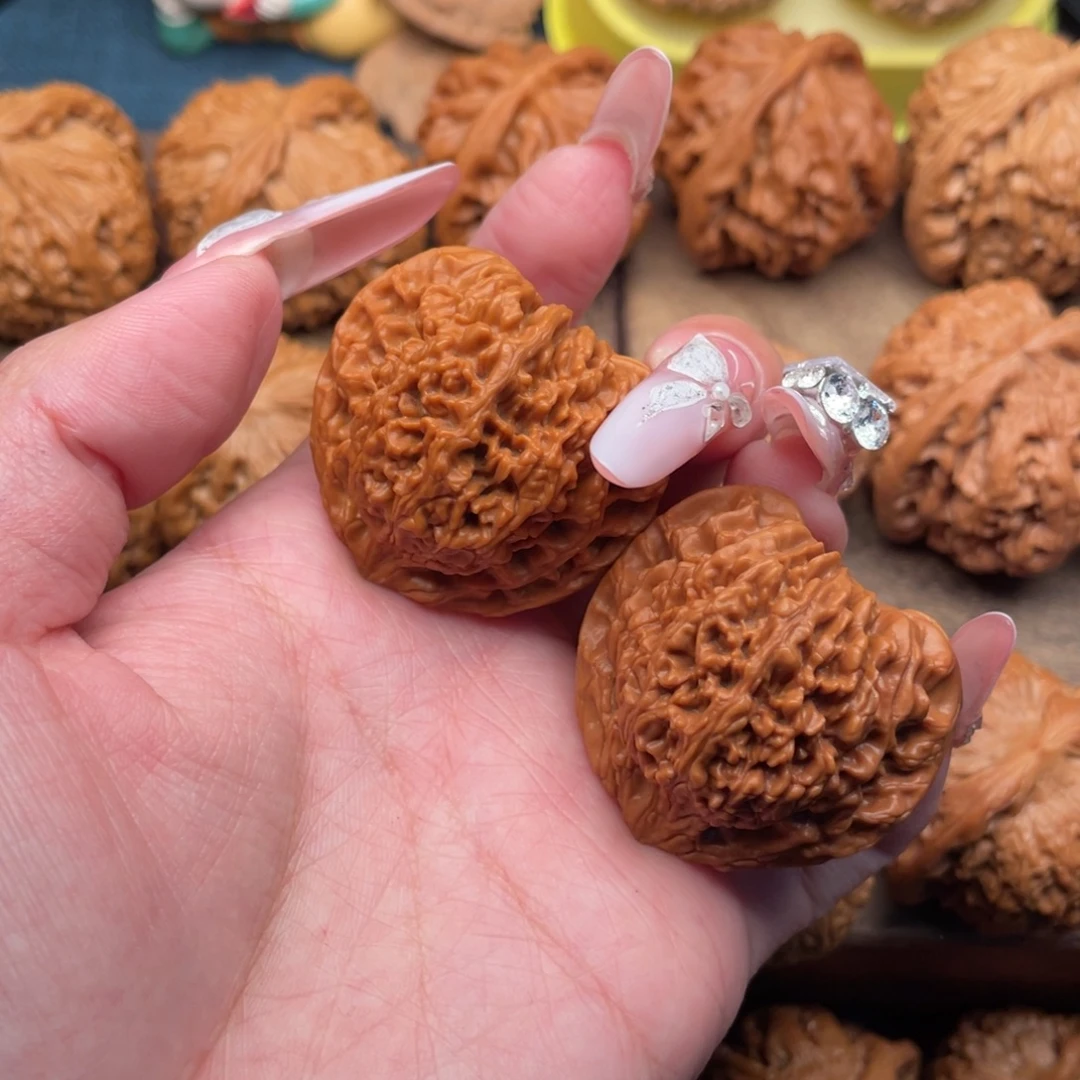 文玩核桃把件全品，桃心满天星39