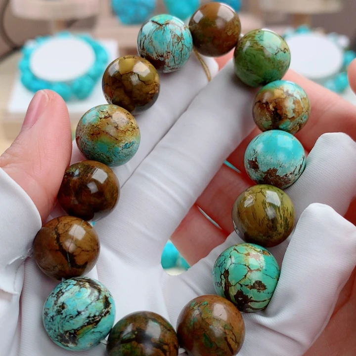 绿松石未镶嵌挂件