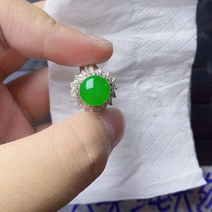 未镶嵌定制翡翠蒙*