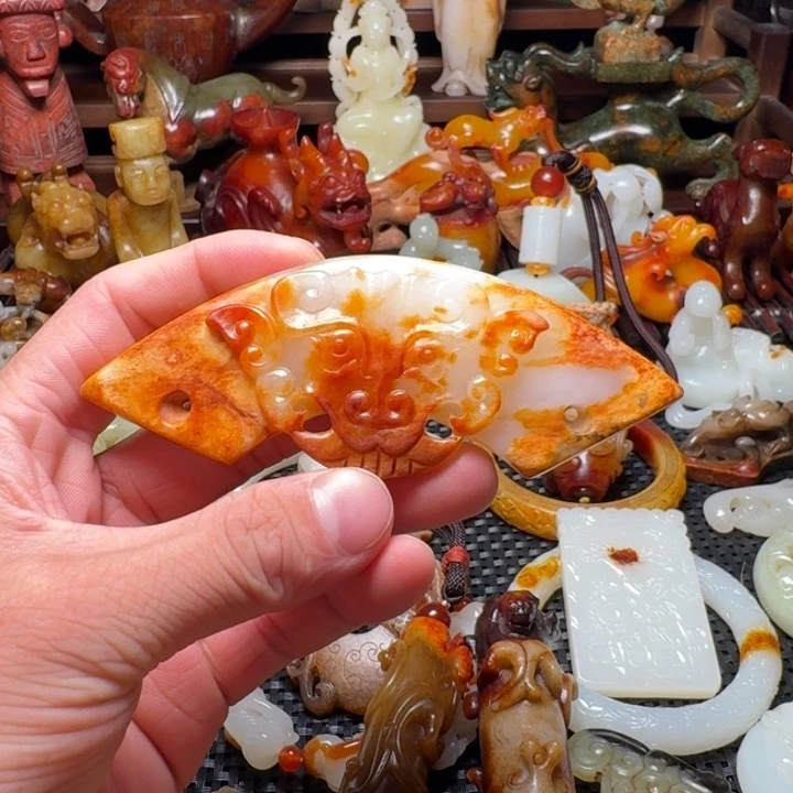 和田玉挂件未镶嵌芝*士