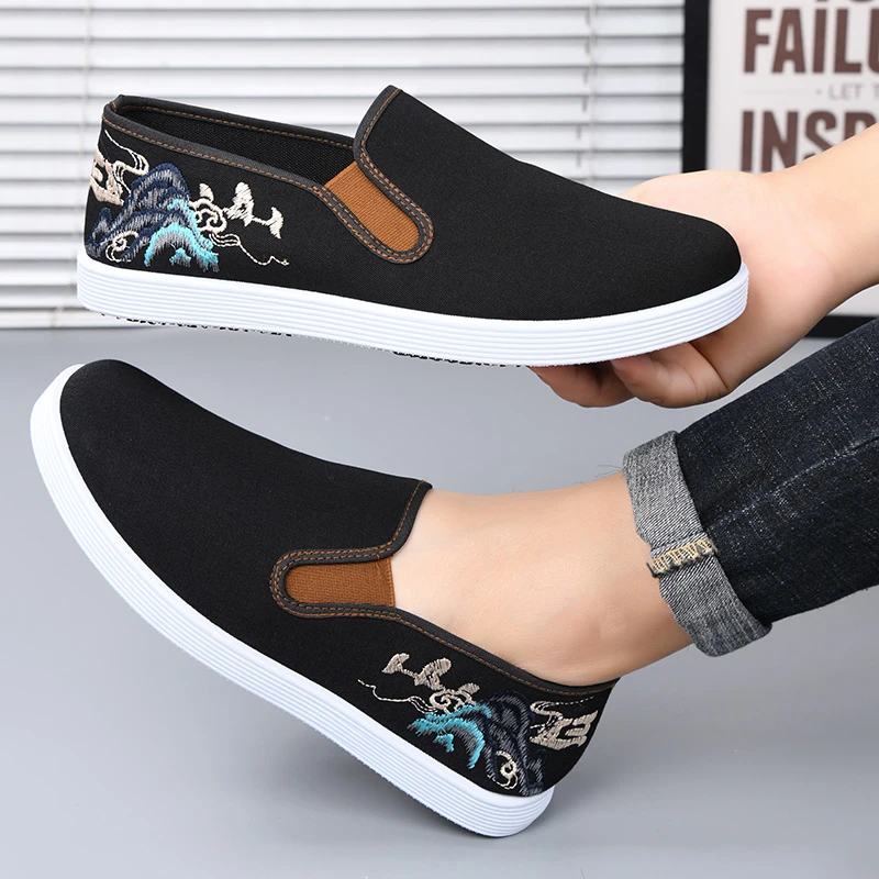 休闲透气老北京布鞋刺绣百搭舒适布鞋休闲男士低帮透气春夏平底鞋