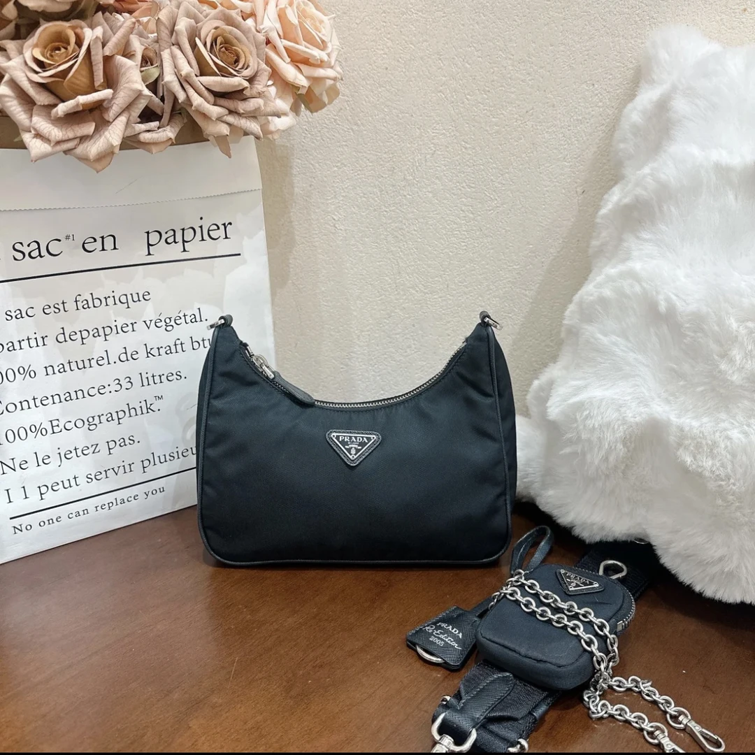95新 Prada/普拉达 普拉达黑色三合一/8926