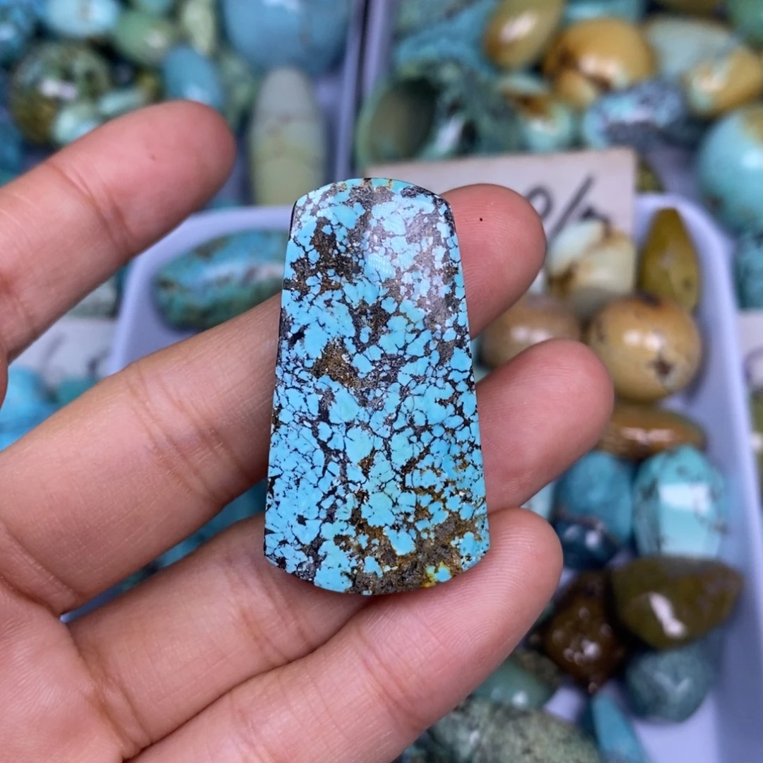 绿松石未镶嵌挂件