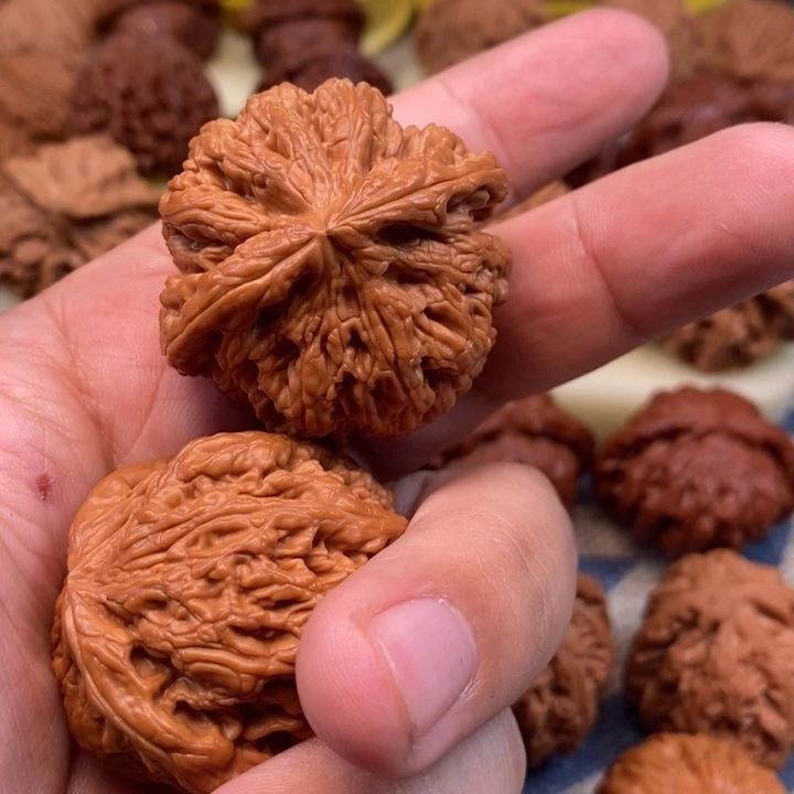 文玩核桃把件李*核桃