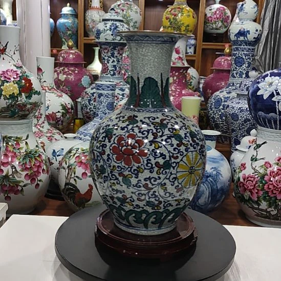 瓷片景德镇陶瓷青花斗彩开片花瓶