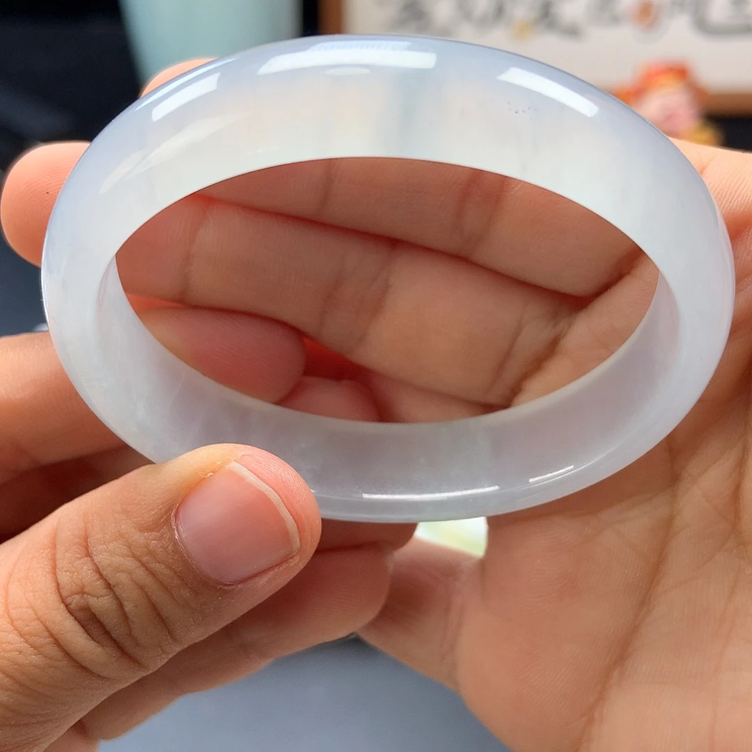 翡翠未镶嵌手镯44号贵妃