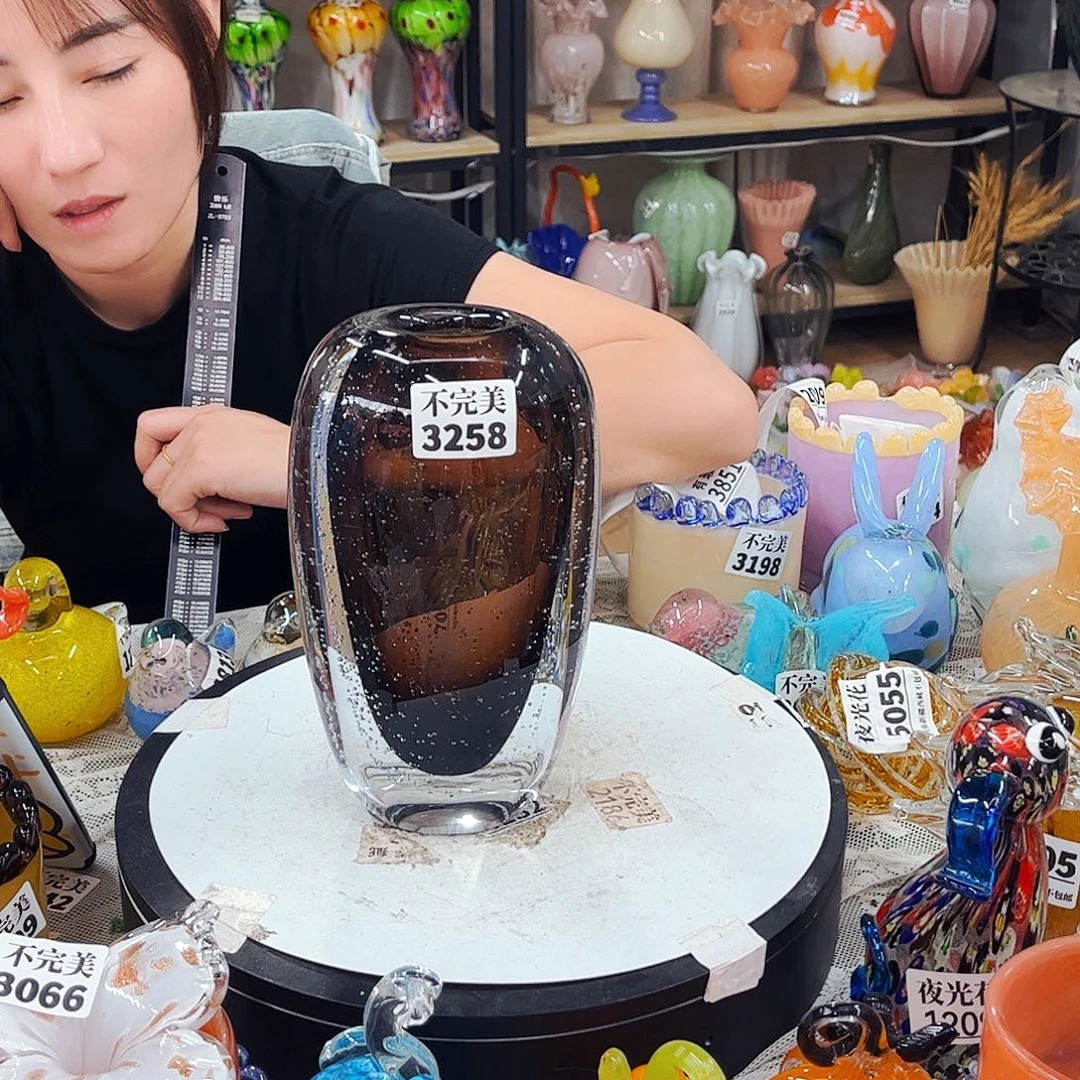 3258 家悦琉璃工艺品不完美
