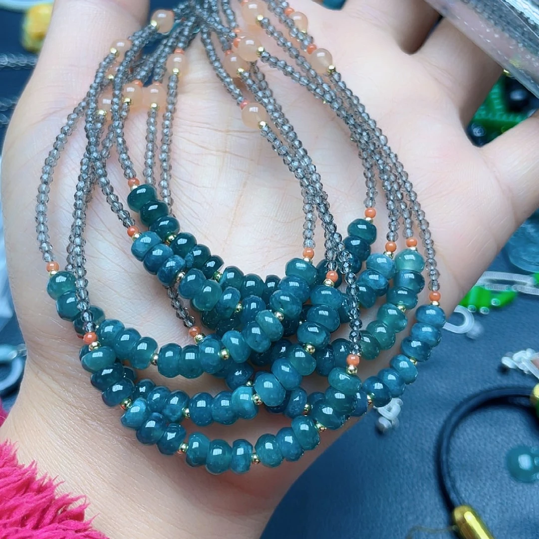 翡翠未镶嵌颈饰项链