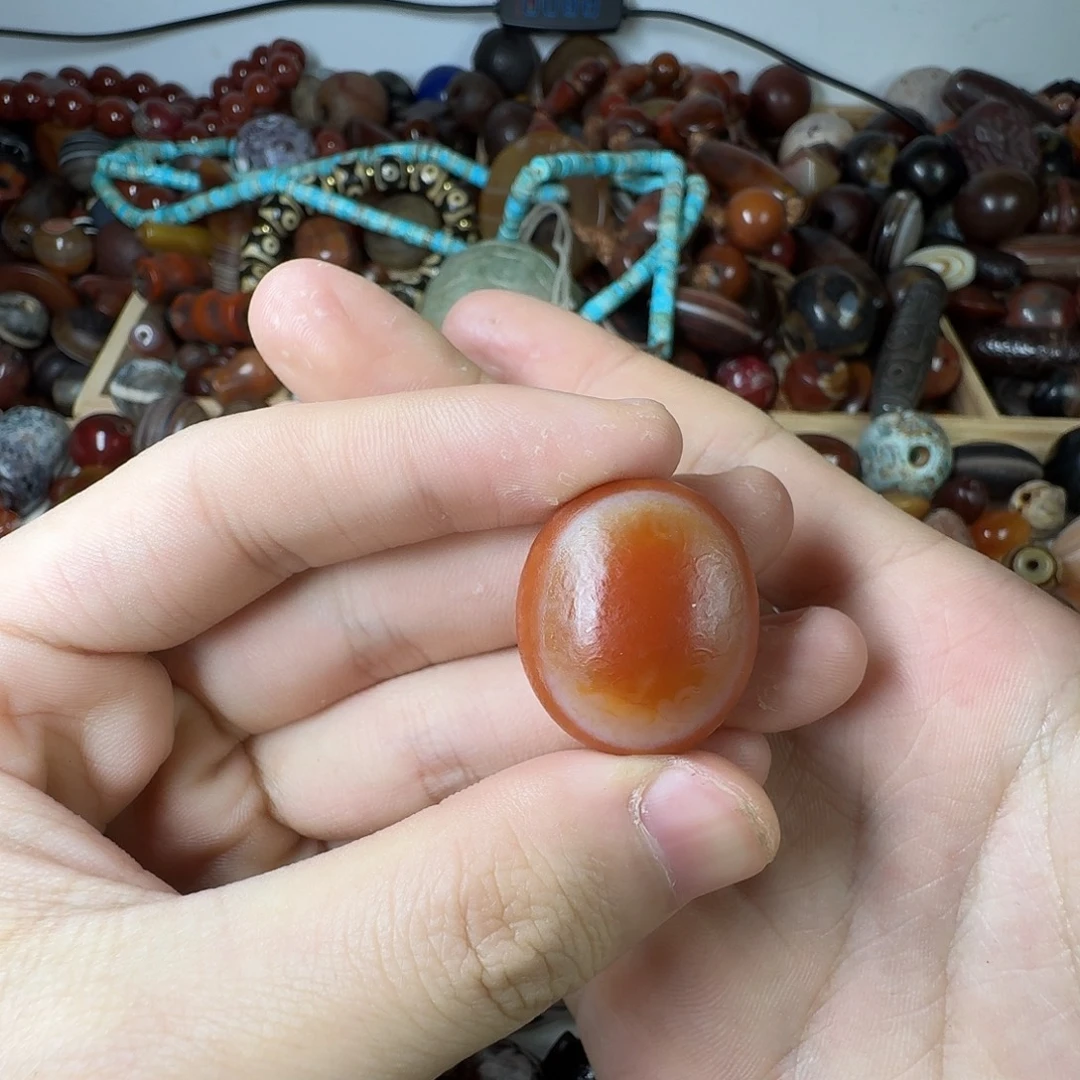 奔***车玛瑙/玉髓未镶嵌纯天然