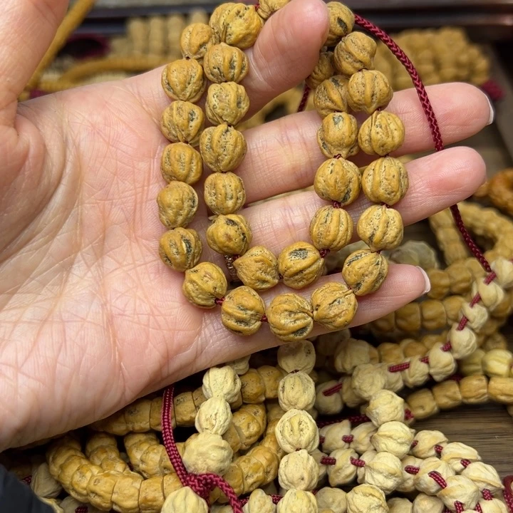 柏香籽/百香籽吊坠九*