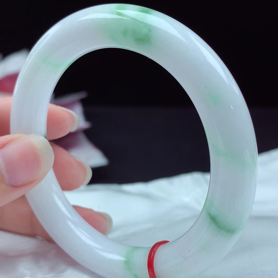 未镶嵌手镯翡翠79003；