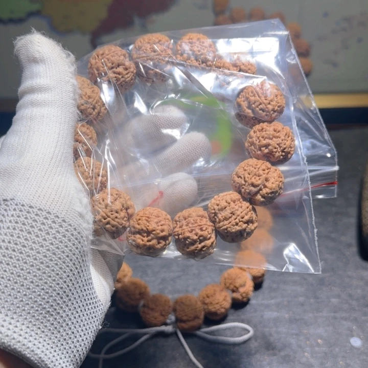 轻***⁰金刚菩提吊坠多哈的理论框架