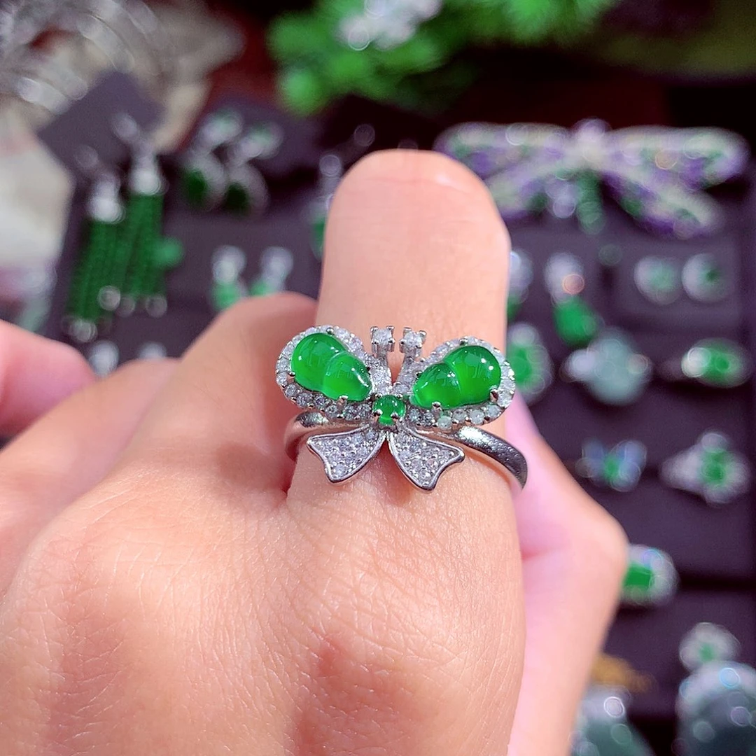 颈饰未镶嵌翡翠天然