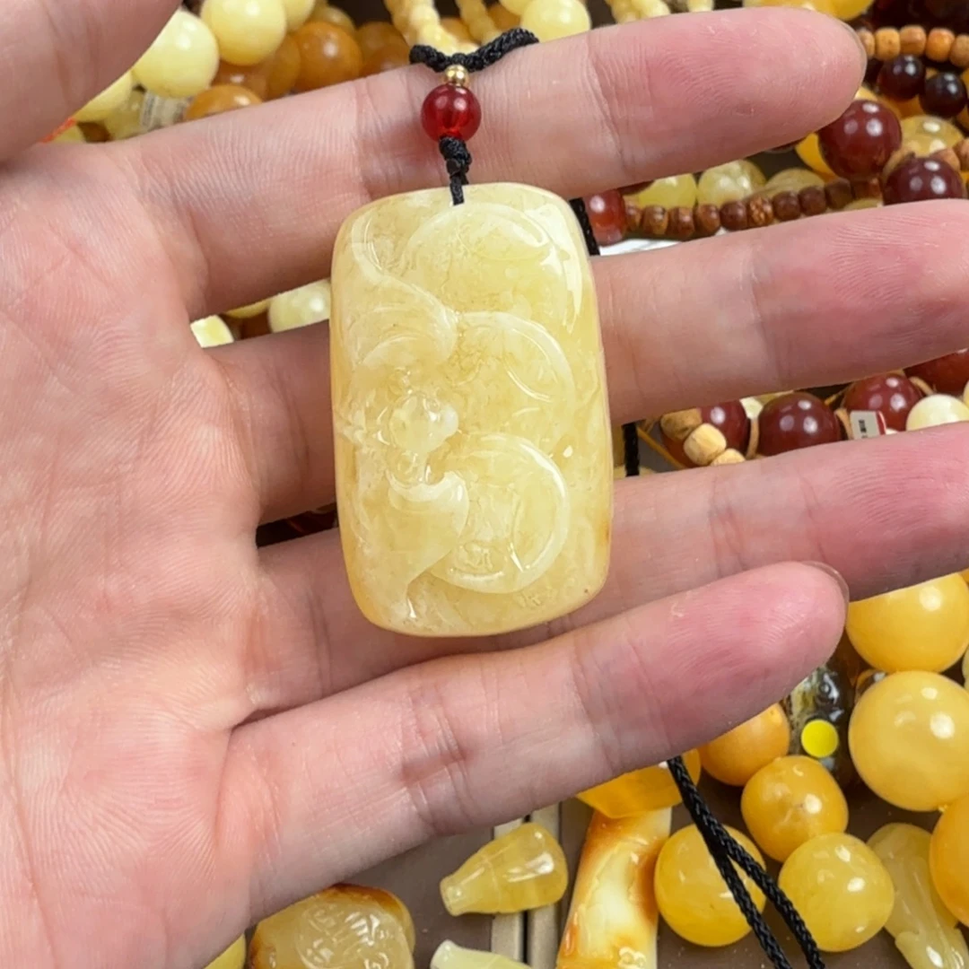 琥珀未镶嵌珠宝奇石