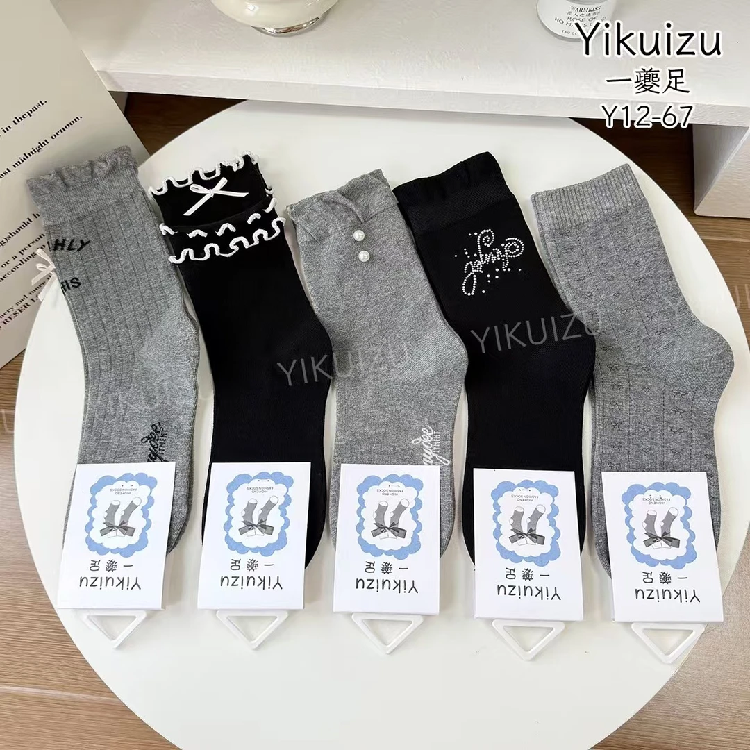 秋季中筒蝴蝶结冬季女中筒袜休闲风透气印花