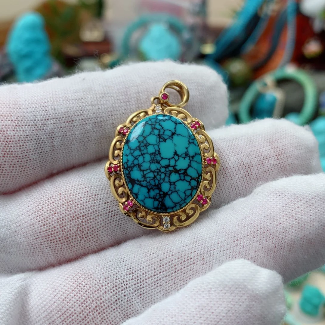 绿松石珠宝奇石18K金镶嵌