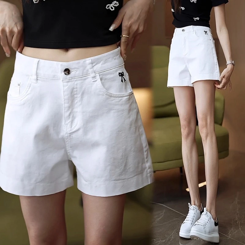 白色牛仔短裤女夏季薄款2025年新款高腰显瘦外穿a字刺绣阔腿热裤