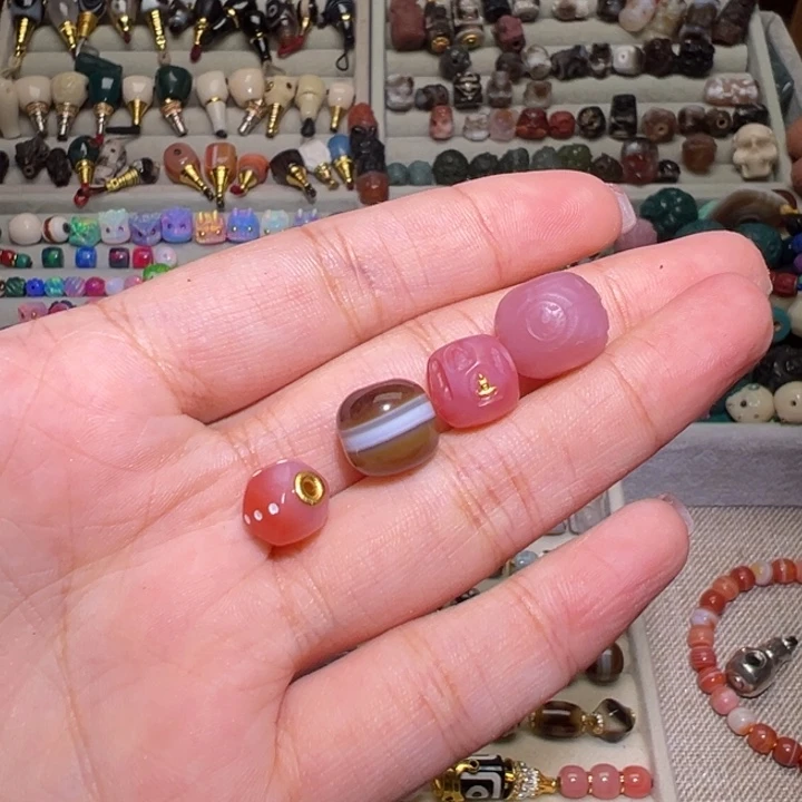 琉璃颈饰徒****?文玩配饰13