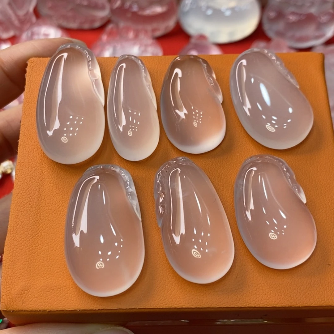 石英质玉未镶嵌吊坠