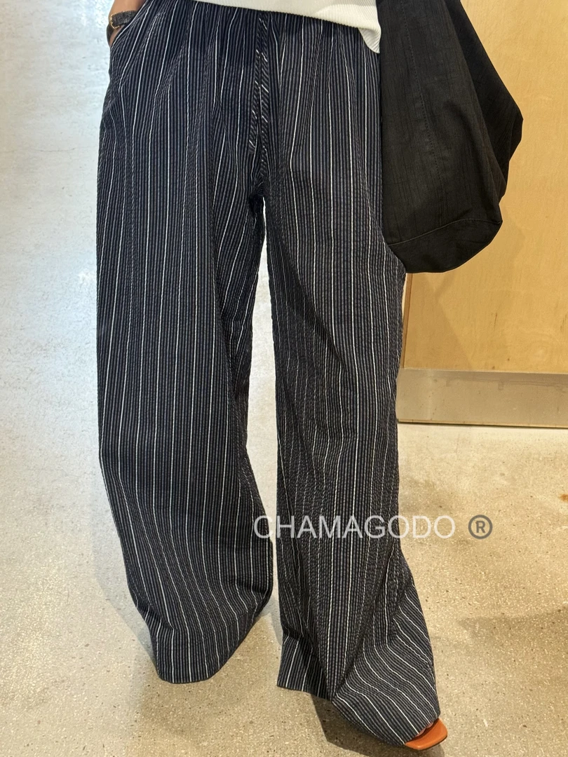 CHA MA GO DO10038质感舒适泡泡棉宽条纹阔腿裤