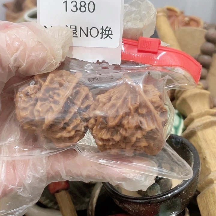 金***釵大叶紫檀（黑酸枝木类）1380号工艺品