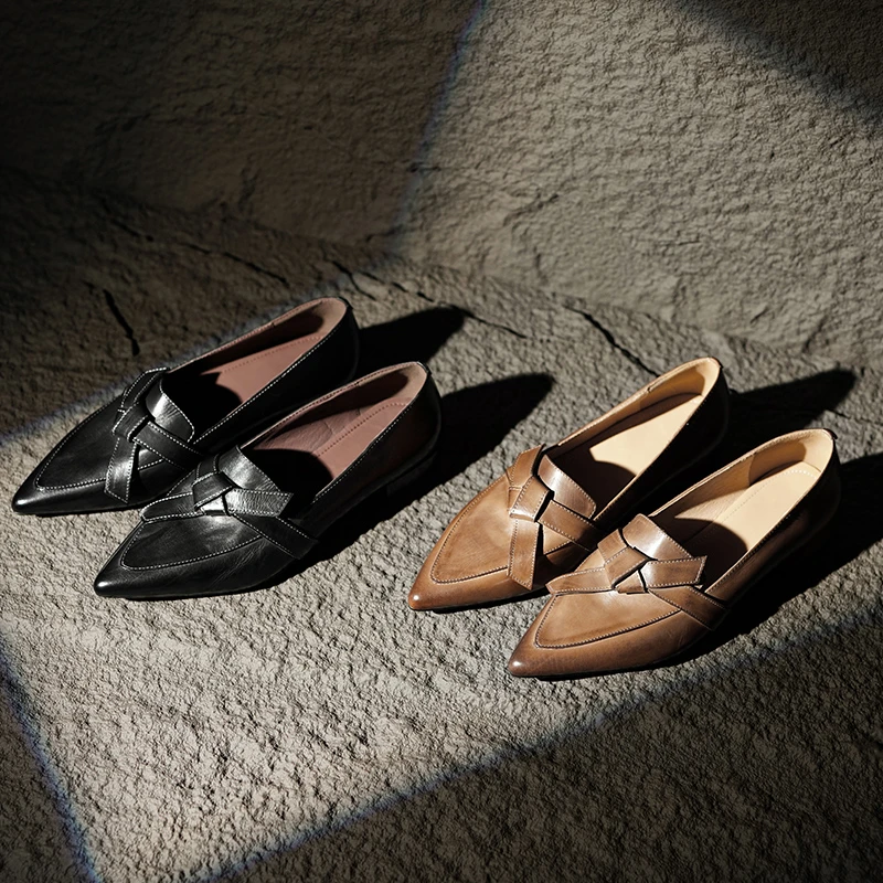 手工做旧水洗牛皮尖头蝴蝶结时尚粗跟百搭浅口乐福鞋单鞋