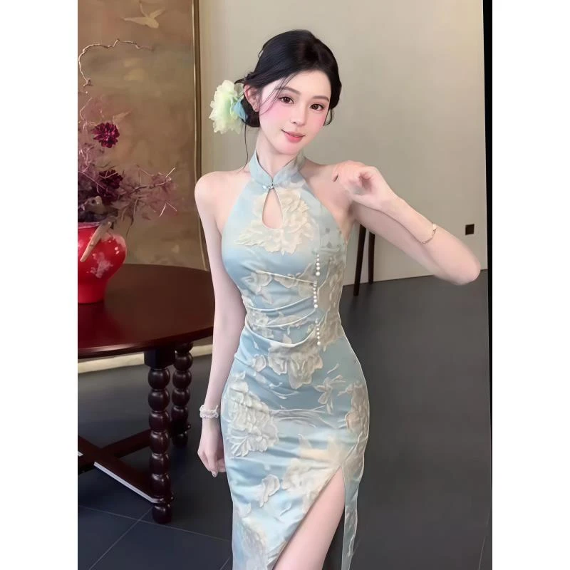 新中式国风镂空挂脖旗袍连衣裙女夏季高级感气质开叉包臀裙